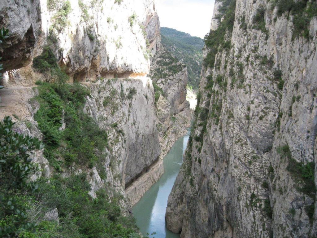 Hostal Canigo El Pont de Suert Exterior photo